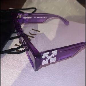 Off White sunglasses with proof of purchase and case